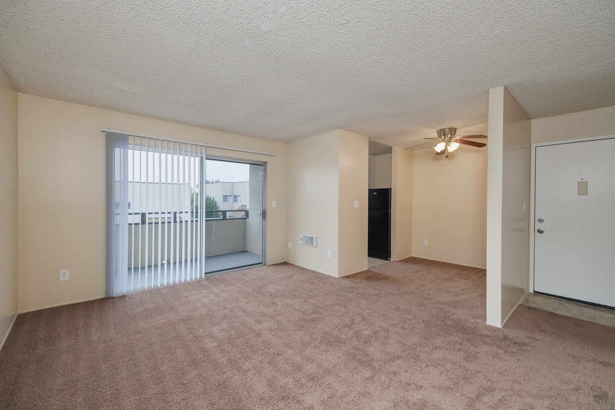 3D Tour - Briarcrest Apartments