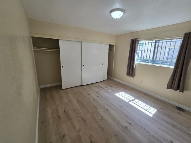 NEWHOPE - GARDEN GROVE - NEWHOPE - GARDEN GROVE Unit B