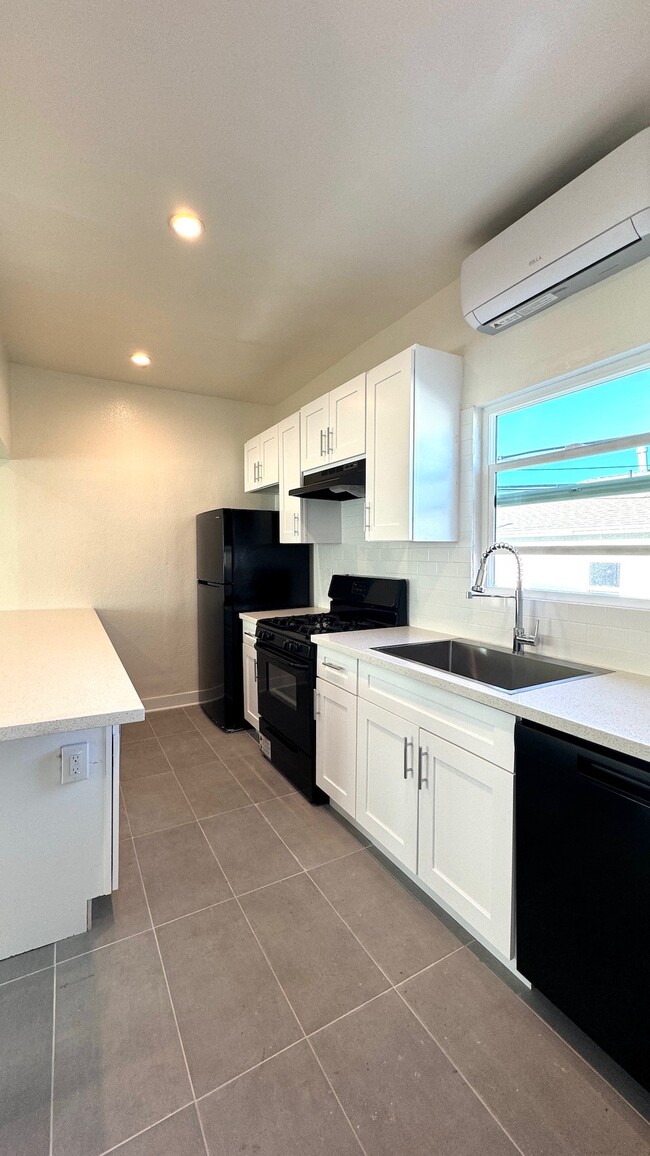 Photo - 138 Olive St Unit 131G