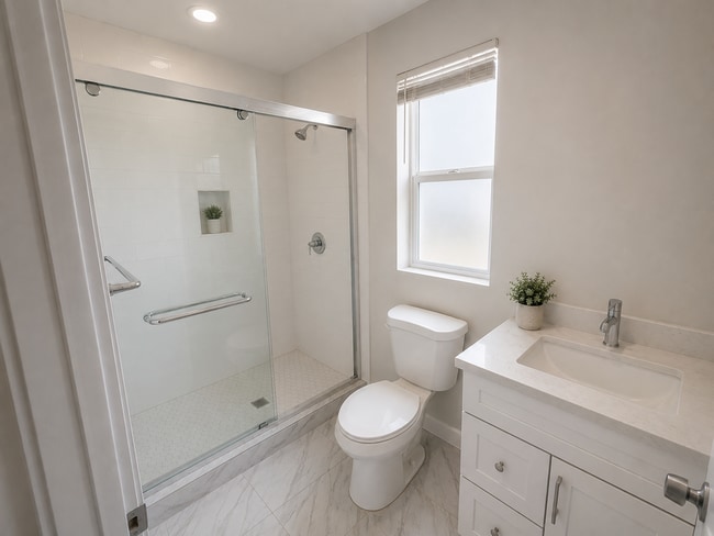 Photo - 537 W Colden Ave Unit 533 1/2