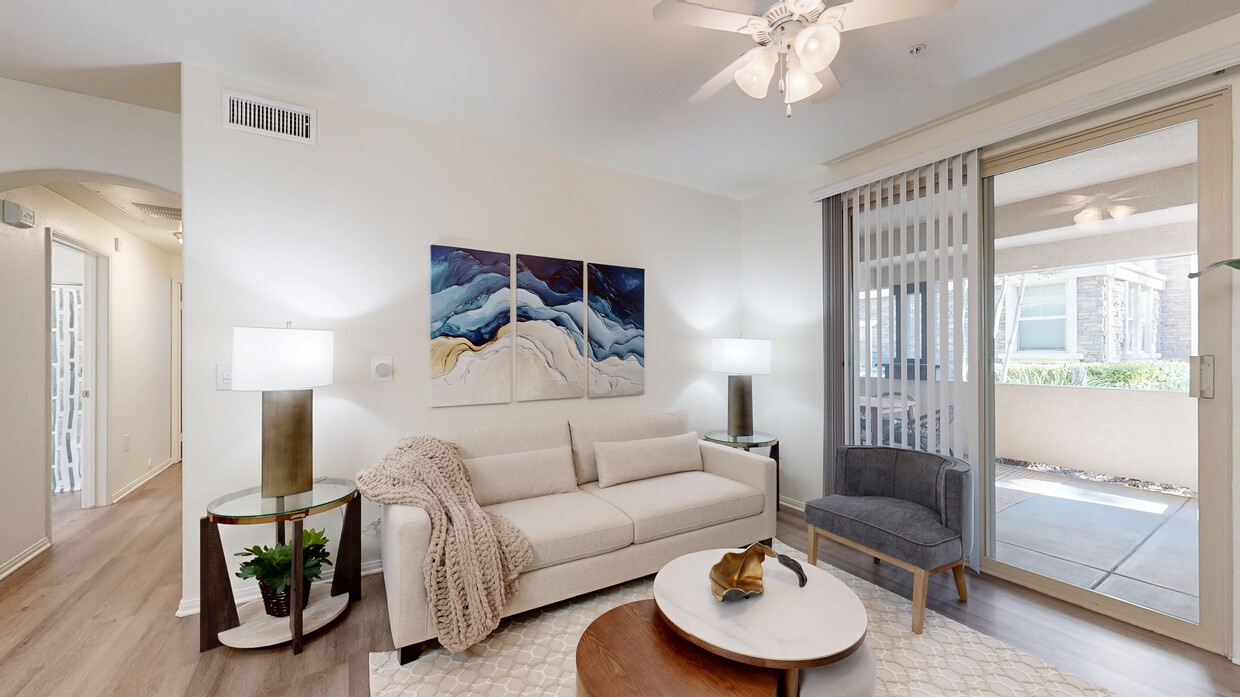 3D Tour - Meadow Square Apartment Homes