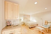 Photo - 301 N Hudson Ave Apartment Unit A
