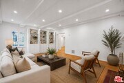 Photo - 207 S Reeves Dr