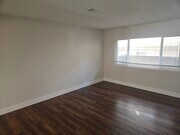 Photo - 1906 Rockefeller Ln Unit D