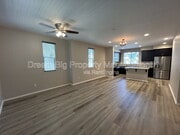 Photo - 609 Savi Dr House