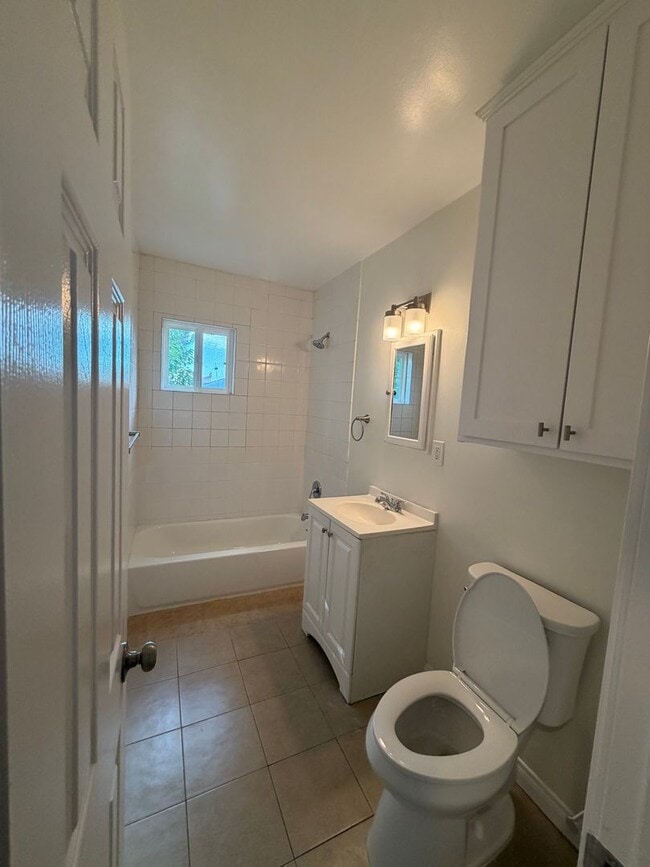 Photo - 13729 Penn St Unit A