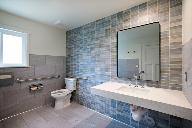 Photo - Creekwood Villas