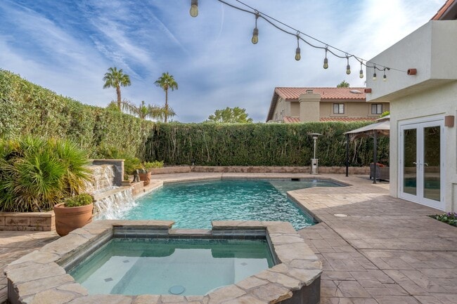 Photo - 78880 Aurora Way