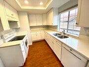 Photo - 2 Bed, 2 Bath Upper End House Unit in Beautiful ...