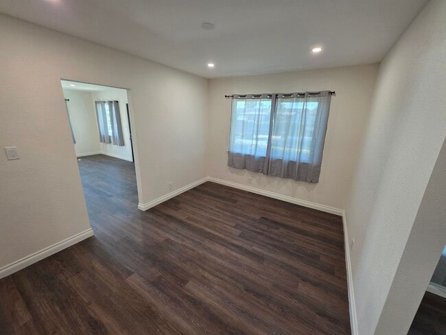 Photo - JUST LIKE NEW