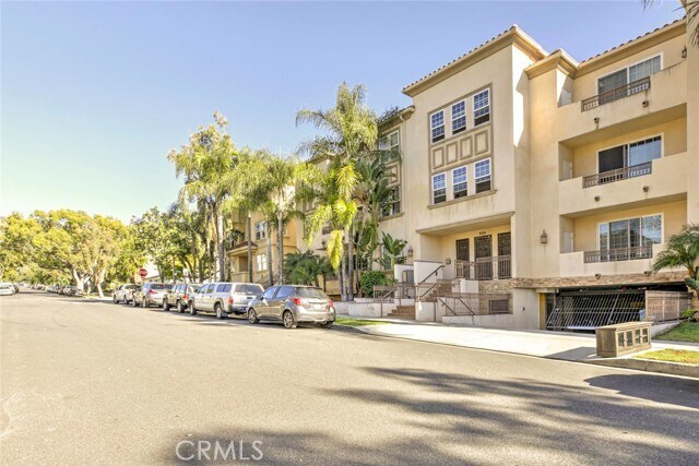Building Photo - 556 E Palm Ave Unit 102
