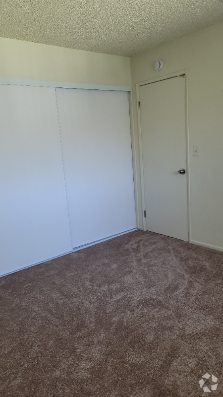 Building Photo - 15531 Barranca Way Unit 12 Rental