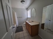 Photo - LARGE 3 BED 2 BATH DUPLEX