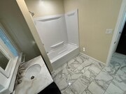 Photo - 526 W 49th St
