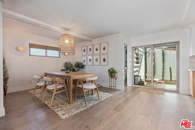 Photo - 810 Commonwealth Ave