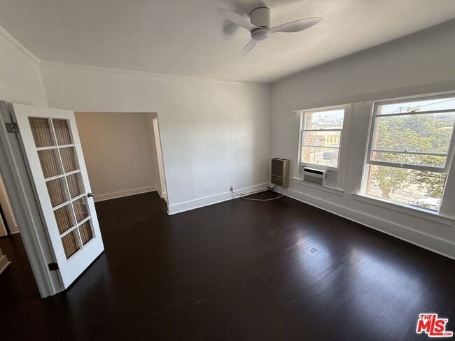 Photo - 4125 S Figueroa St Unit 302