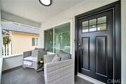 Photo - 1026 W 3rd St House
