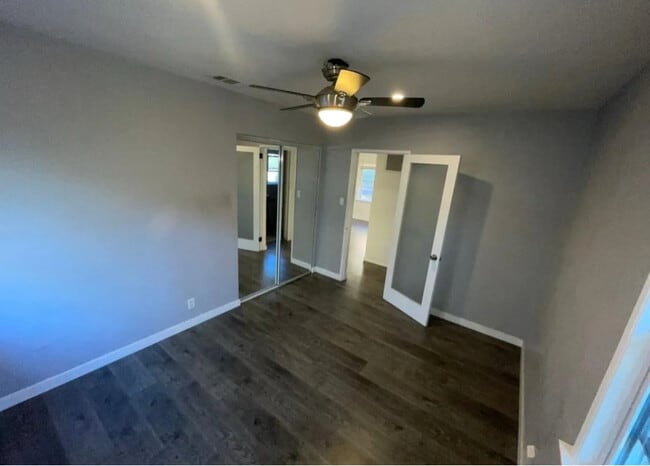 Photo - 411 W Windsor Rd Apartment Unit C