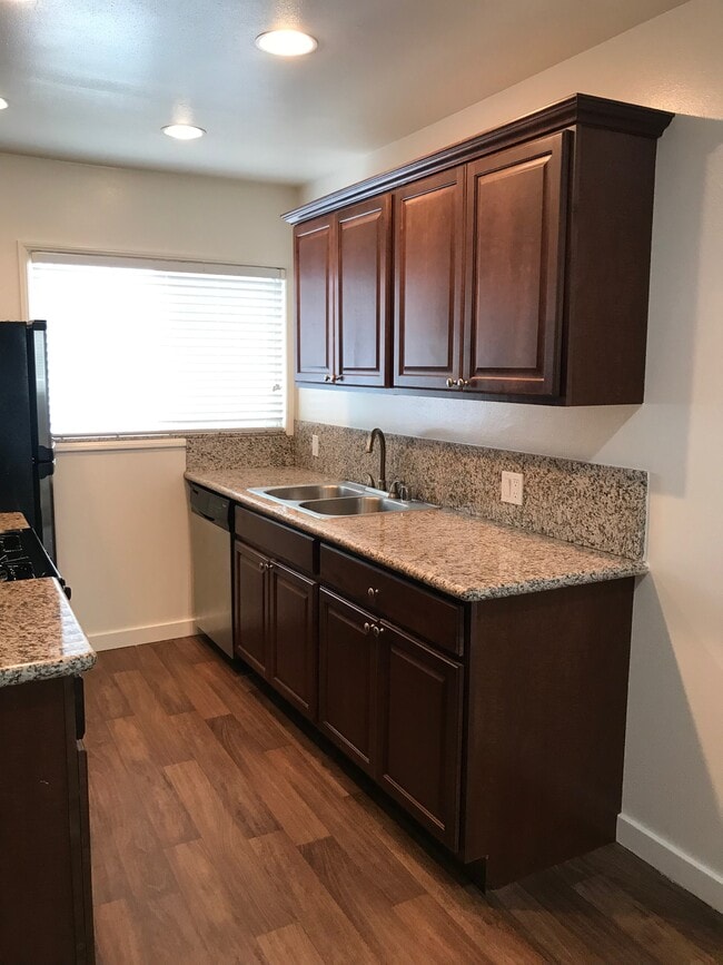 Photo - Woodruff Apartments