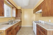 Photo - 782 Lewis St Unit B