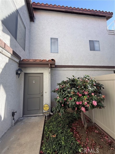 Building Photo - 24316 Sylvan Glen Rd Unit G