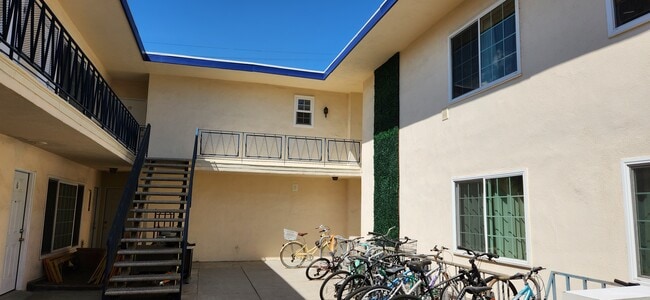 Photo - 2717 Orchard Ave