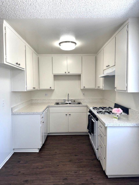 Building Photo - 16862 Lynn Lane