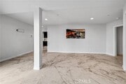 Photo - 1360 Baja St