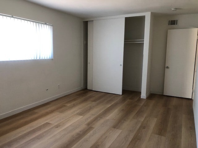 Building Photo - 1100-1108 E Lexington Ave Rental