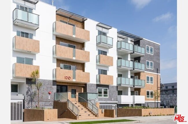 Photo - 120 S Orlando Ave Condo Unit ph3
