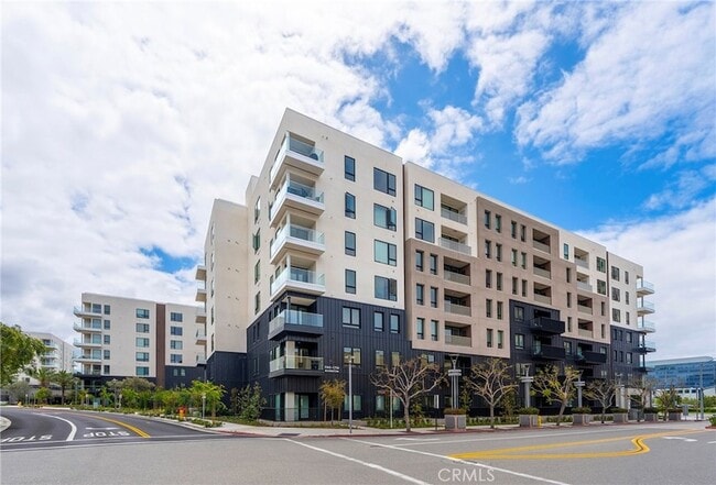 Building Photo - 3211 Rivington