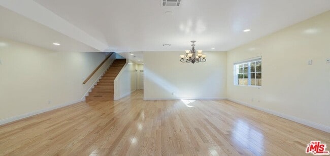 Photo - 2020 Hillcrest Dr