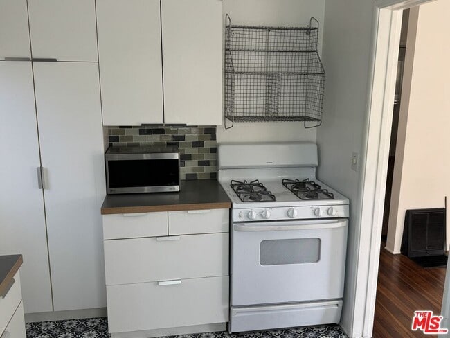 Photo - 4420-4420 Inglewood Blvd Unit 4420