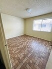 Bedroom - 14025 Chadron Ave