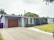 Photo - Spacious 3 Bed 3 Bathoom in Long Beach