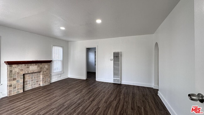 Photo - 1709 W 70th St Unit 1709