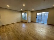 Photo - 2012 E 73rd St