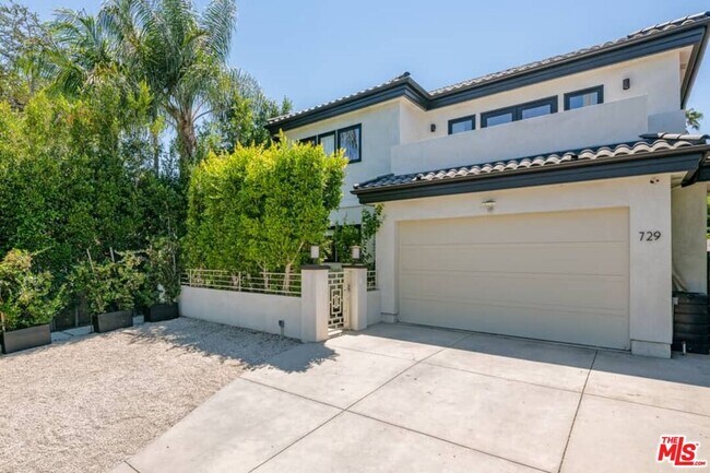 Photo - 729 N Ogden Dr
