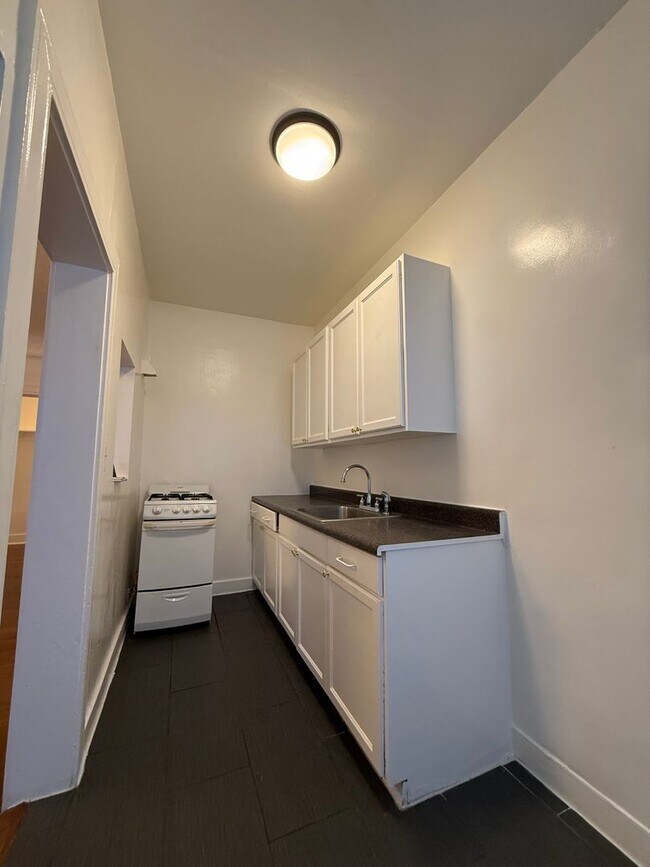 Photo - 6358 Yucca St Unit 104