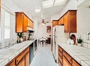 Photo - 2010 W San Marcos Blvd