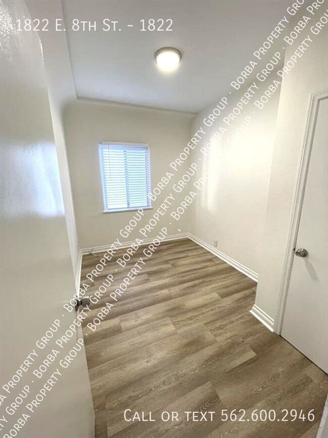 Photo - 1822 E 8th St Unit 1822