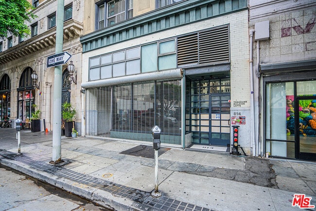 Photo - 812 S Spring St Unit 2