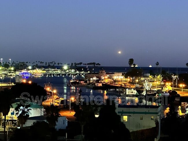 Photo - 1131 S Beacon St Unit 03