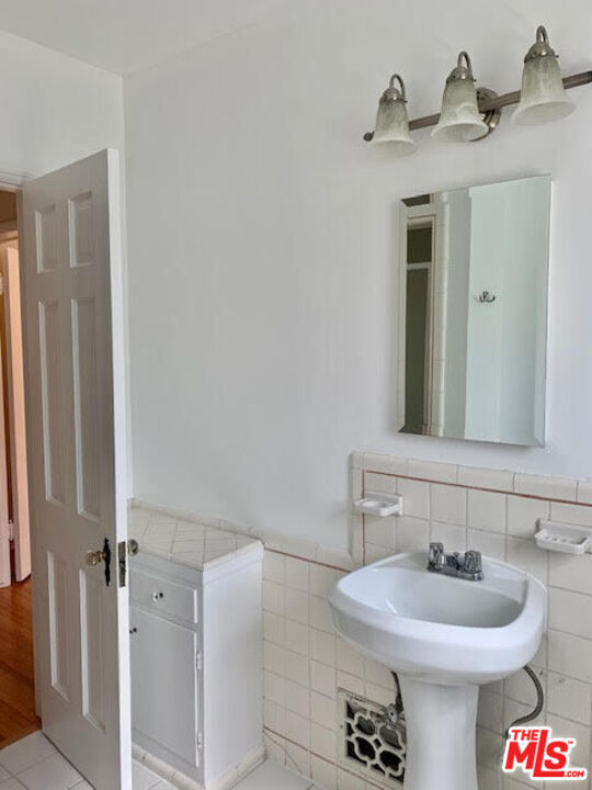 Photo - 356 S La Jolla Ave