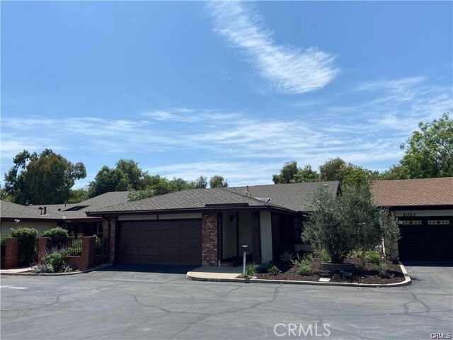 Building Photo - 2021 Barclay Ct