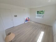Livingroom - 6336 1/2 Simpson Ave Unit 6336 1/2 Simpson