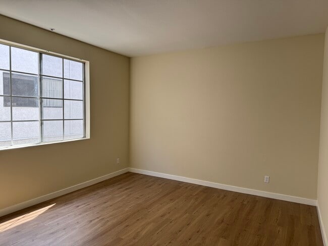 Photo - Kester Village