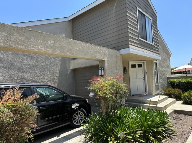 Photo - 339 Deerfield Ave Townhome