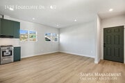 Photo - 1429 Edgecliffe Dr Unit 1/2
