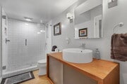 Photo - "Chic Palm Springs Retreat: Spacious 1-Bed... Apartment